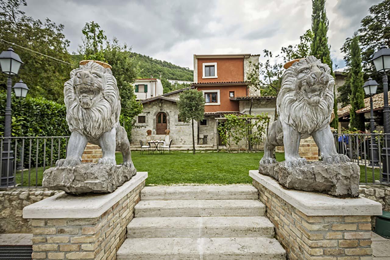 Hotel Guerrinuccio Celano Luaran gambar