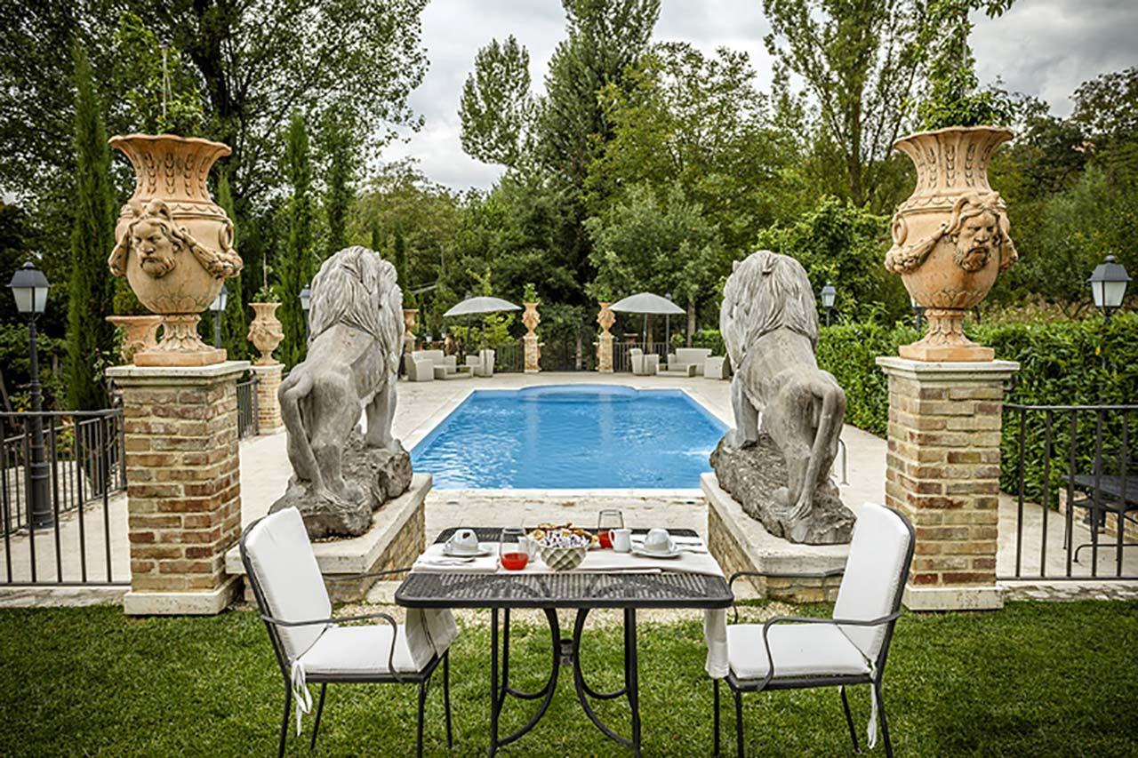 Hotel Guerrinuccio Celano Luaran gambar
