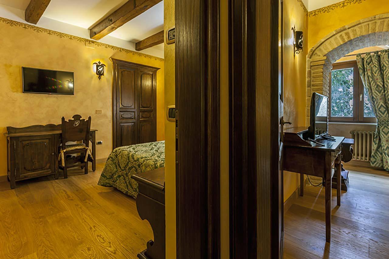 Hotel Guerrinuccio Celano Luaran gambar