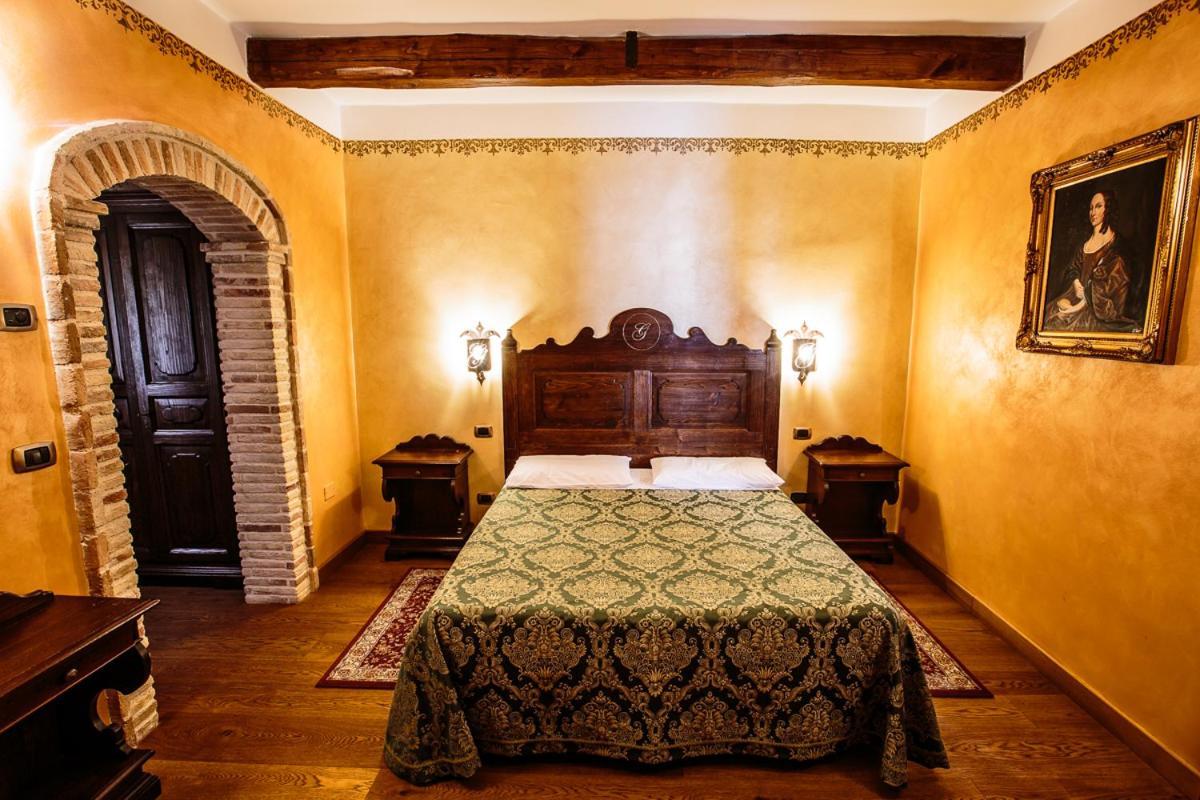 Hotel Guerrinuccio Celano Luaran gambar